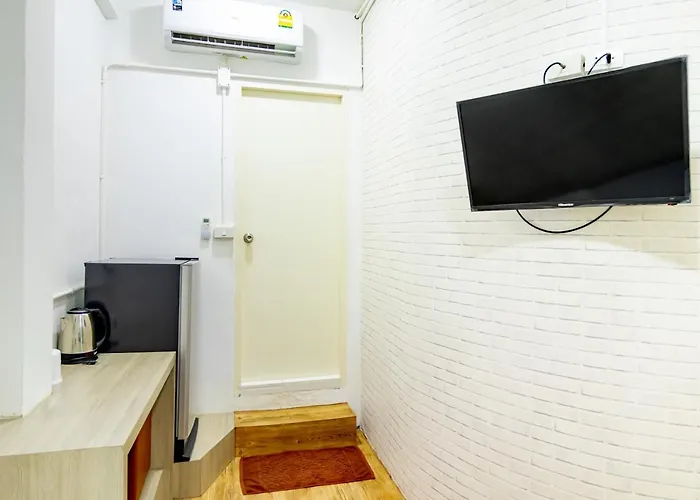 Ze Bang Aor Station Near By Yanhee Hospital Apartment Bangkok