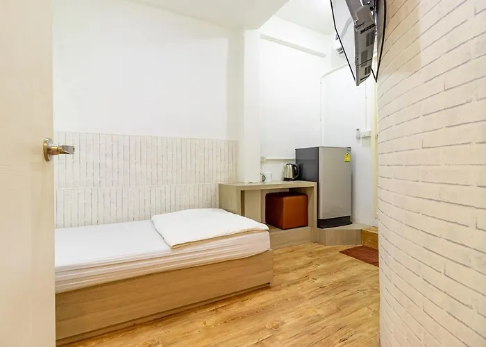 Apartment Ze Bang Aor Station Near By Yanhee Hospital Bangkok